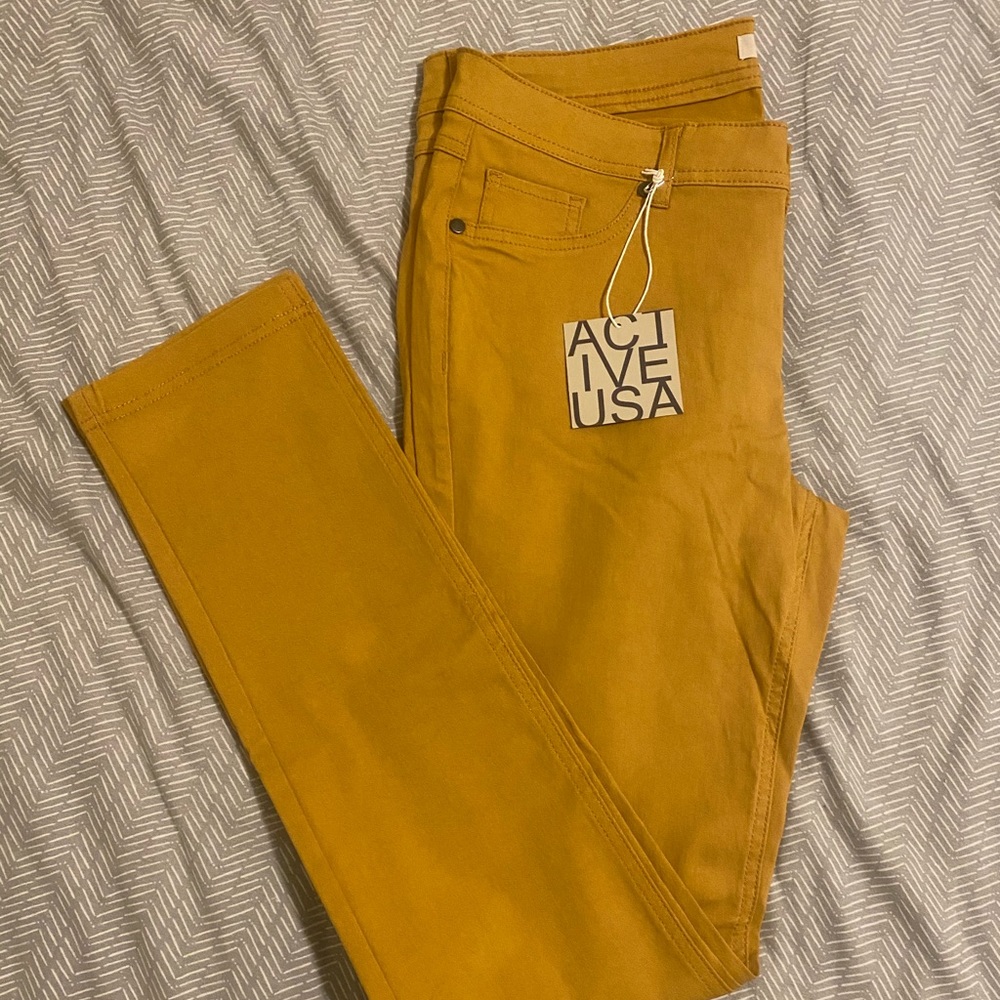 Mustard skinny pants sz L (8/10 W)